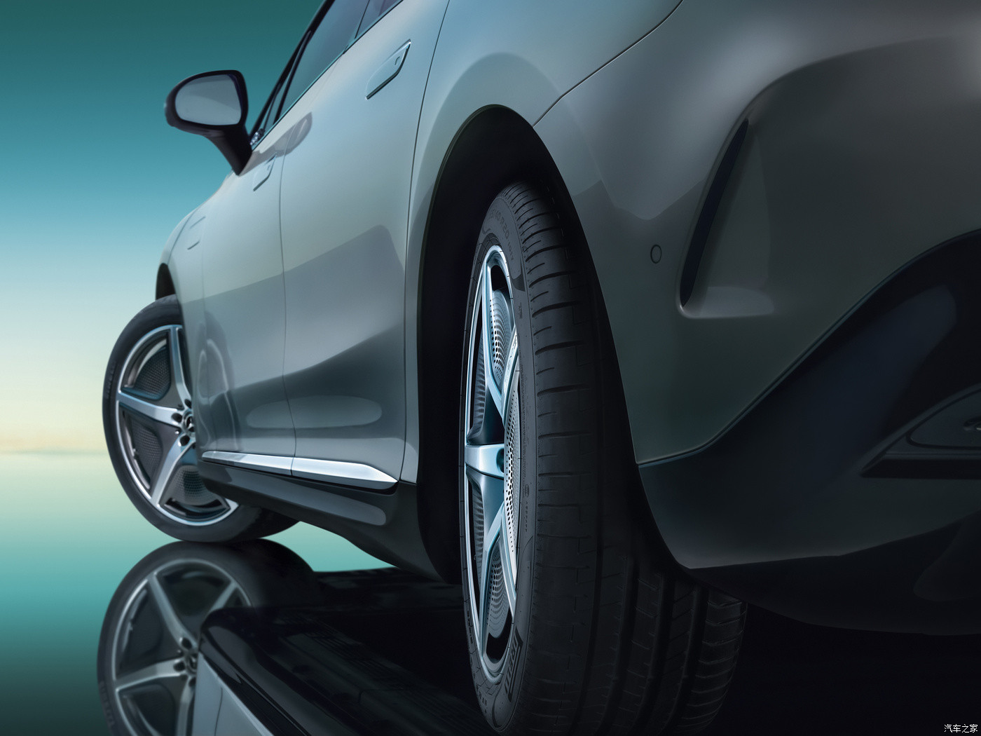 4MATIC Mercedes EQE 350 внедорожник Pioneer Electric Vehicle 2024