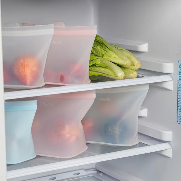 Eco-Friendly And Sustainable Silicone Food Storage Bags Featuring Airtight Seals, Heat Resistance, And Easy Cleaning – Ideal For Storing Snacks, Leftovers, Marinating, Travel Use, And Helping You Save