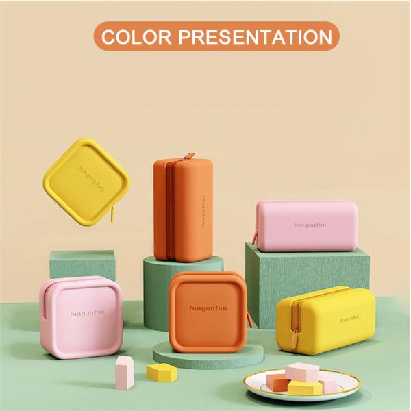 Fashionable Silicone Brush Holder Makeup Bag with Modern Design Style and Custom Logo