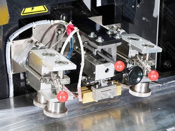 Max. 60mm Height Horizontal Flow Packing Machine 40-230 Bags/min