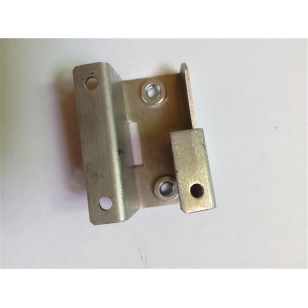 Алюминиевый сплав прогрессивный умирает проштемпелевать, плашки прессы металла теплоотвода гнуть заклепывая 2 винта