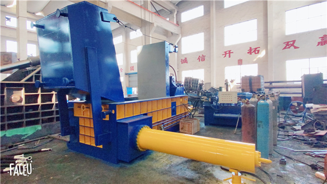 Baler Compactor плиты 250T Hardox стальной с режимом автоматического управления и дистанционным управлением PLC