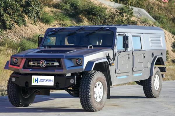 Off Road Four Wheel Drive Dongfeng M-Terrain M50 917 Strong Power Diesel Vehicle