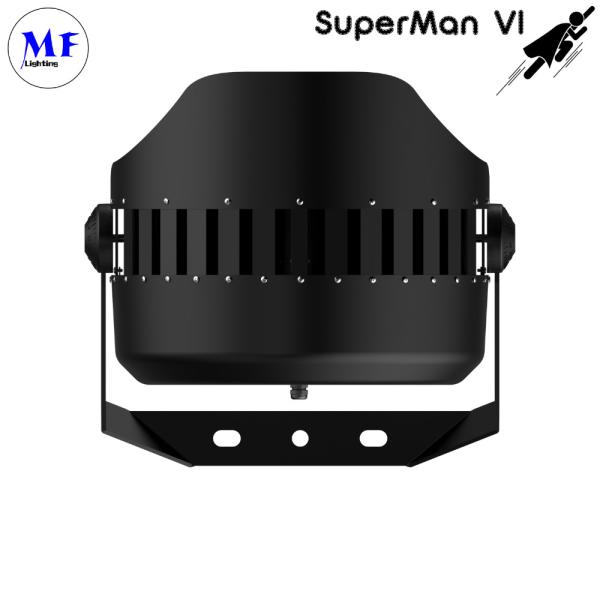 IK10 IP66 Stadium LED Flood Light haute protection contre la poussière 600W 15Deg 6000K 160LM/W Aluminium pour le terrain de golf