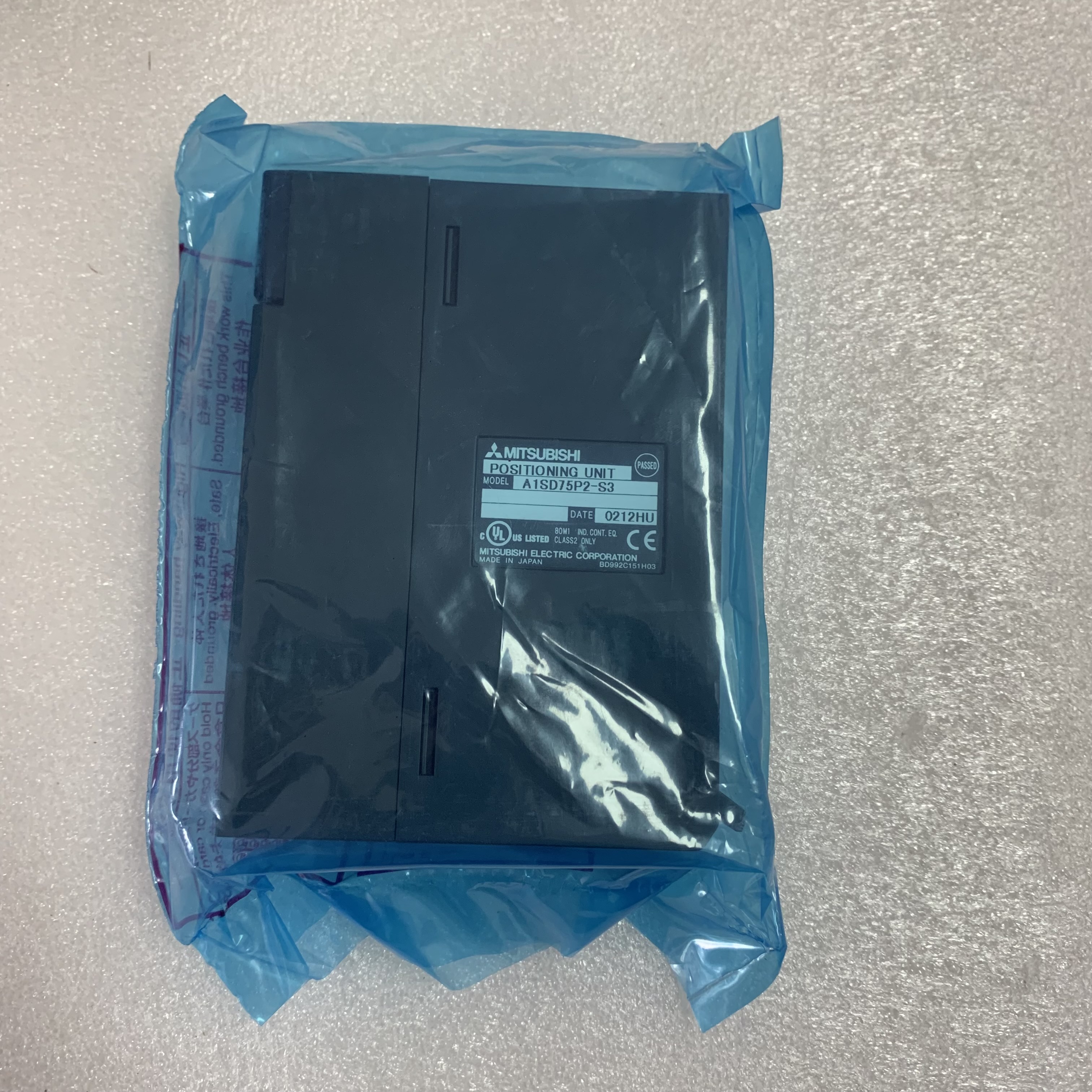 Регулятор логики Мицубиси A1SD75-P2-S3 Programmable РАСПОЛАГАЯ ОСИ PTP 0,7 a 5 V БЛОКА 2 НОВЫХ И ПЕРВОНАЧАЛЬНЫХ ХОРОШИХ ЦЕН