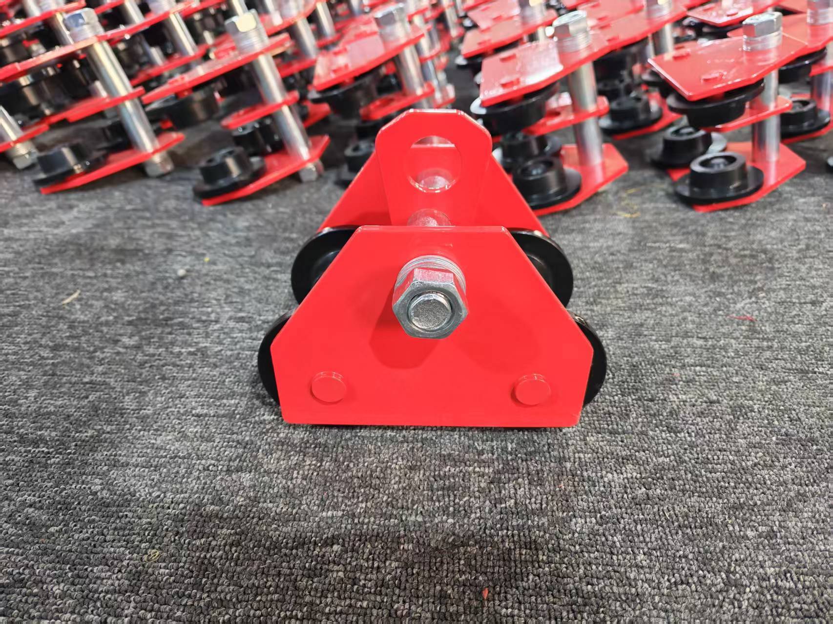Wear Resistant Manual Plain Trolley Push Type Monorail Travelling Trolley For Workshop Lifting