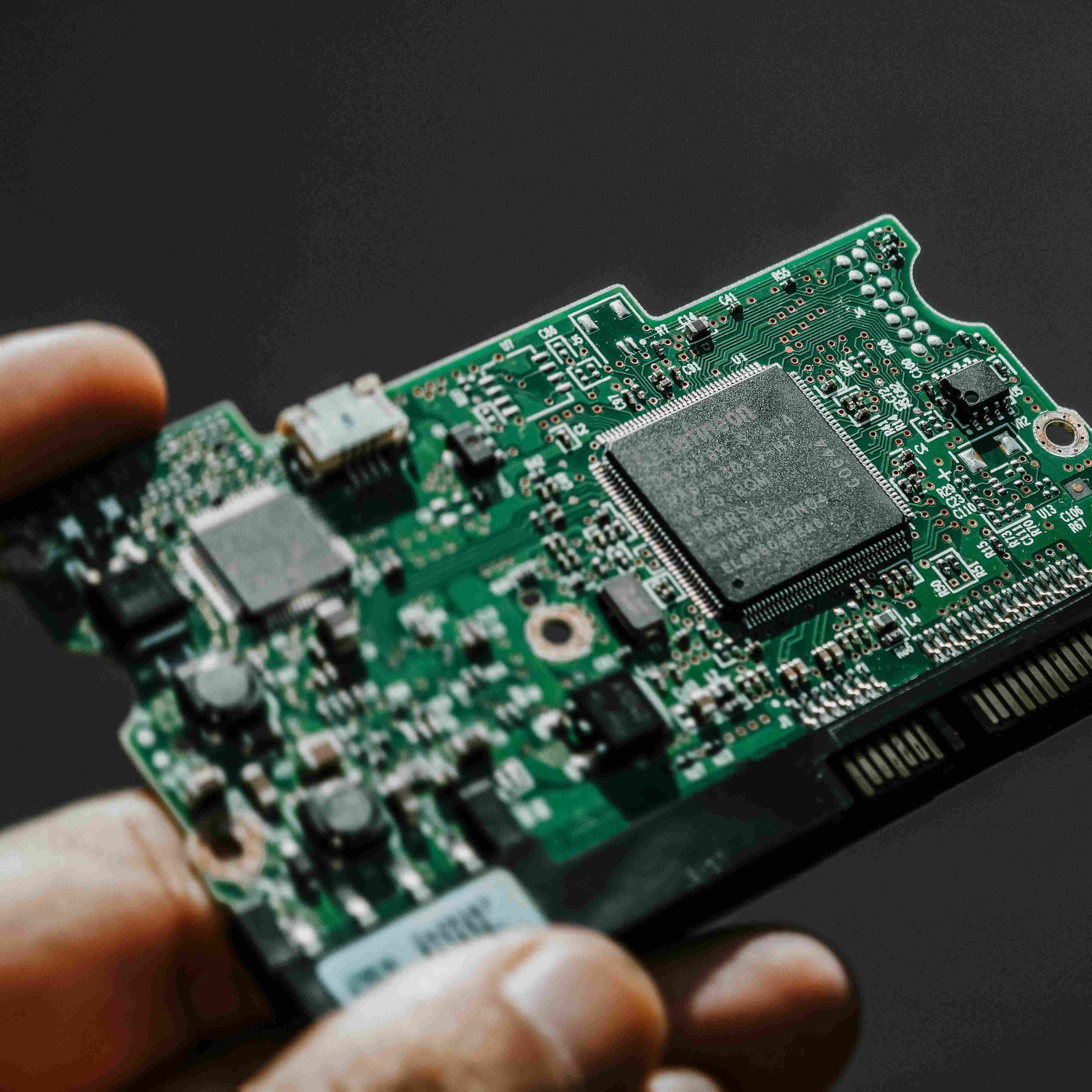 Professional PCB Assembly Manufacturer PCB Component Sourcing