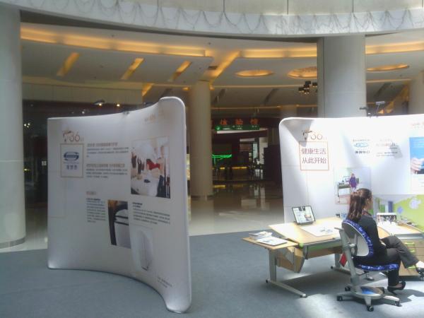 10Ft Aluminum Stand Tension Fabric Displays , affordable booth displays for trade shows