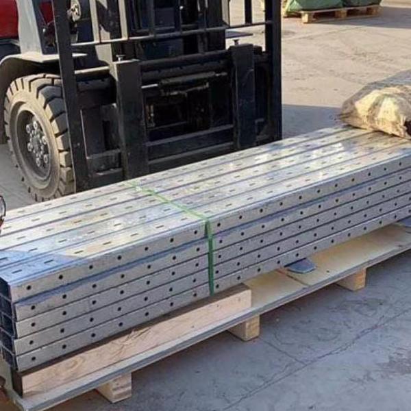 Escavadeiras de aço ajustáveis para construção exterior
