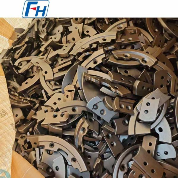 Concrete Mixer Replacement Wear Blades | FH® Wear-Resistant Alloy Mixer Parts Supplier