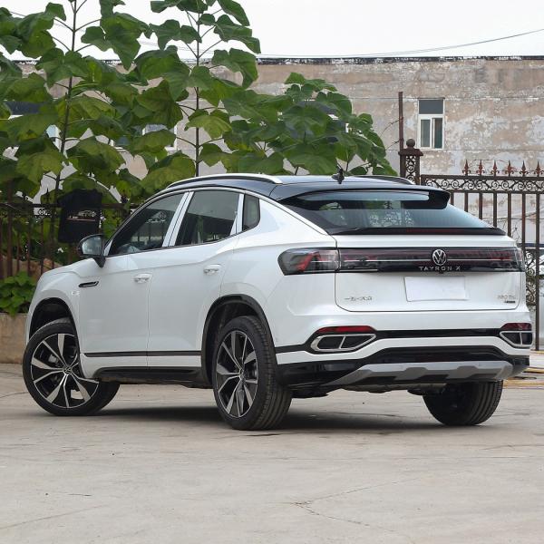 Medium Sized SUV Volkswagens Tayron X 1.4T Luxury Gasoline Commuter Car with Curb Weight 1000kg-2000kg and Wheelbase 2500-3000mm