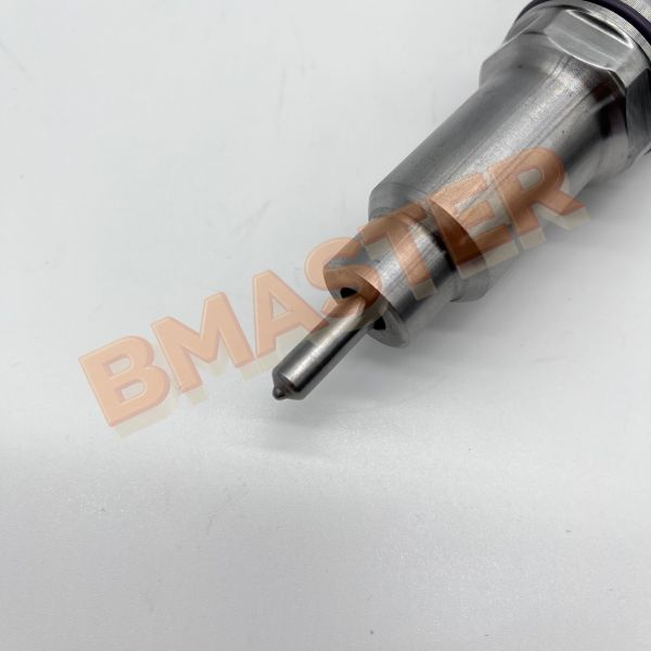 0414702005 Bosch Fuel Injector For D12C D12D Engines Delivering Precise Fuel Metering