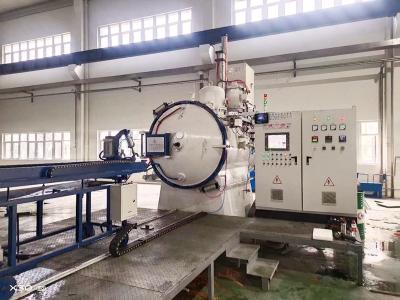 Forno de tratamento térmico a vácuo de rolos quentes Forno de apagamento de óleo a vácuo