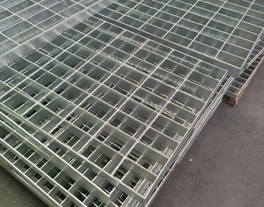 Hot Dipped Galvanized Steel Grating Drain Covers with Angle Bearing Edge and Customizable Sizes