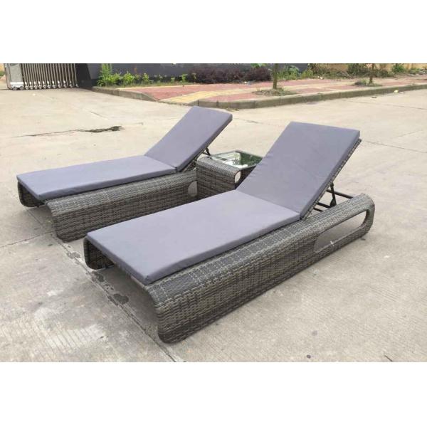 Hot Selling Grey Beach Wicker Daybed Outdoor Rattan Daybed Lounge Furniture
