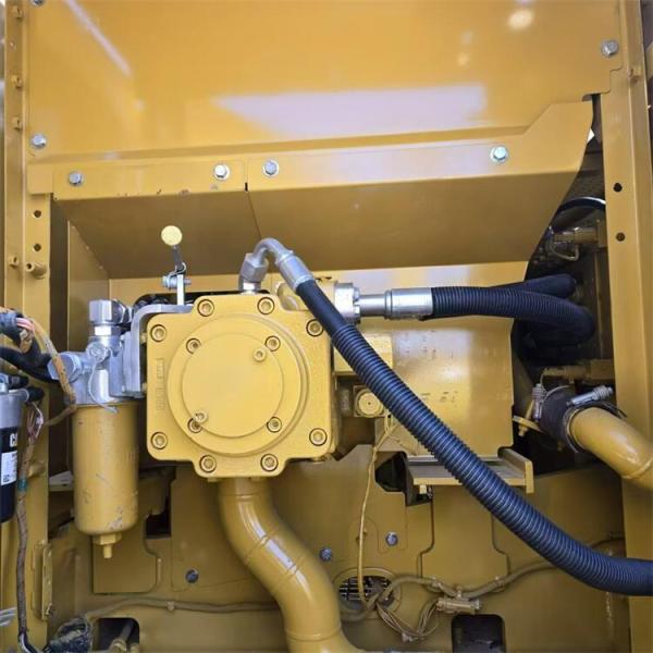 Crawler Mounted Used CAT Excavator 320 GC Hydraulic Excavator High Performance