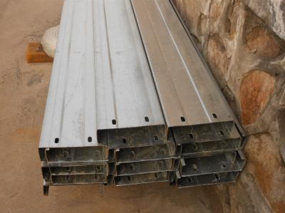 Purlins de aço furados automáticos da construção dos furos, Purlin de aço laminado de C