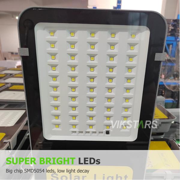 200W 300W 400W 500W Classsic Aluminum Solar Street Lights For Village Yard Outdoor