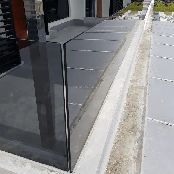 Vidro de segurança temperado Euro Grey de 12 mm para decorações industriais Instalações de lazer