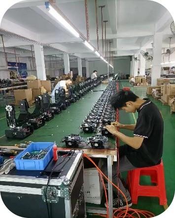 100lm/w 2pcs*100w Matrix Panel COB LED Audience Blinder Lights for Outdoor Stage Lighting IP65