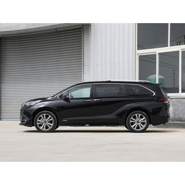 2024 Toyota Sienna Large Mpv Seat Sofa Electric Vehicle with FWD 4-Wheel Hybrid Power