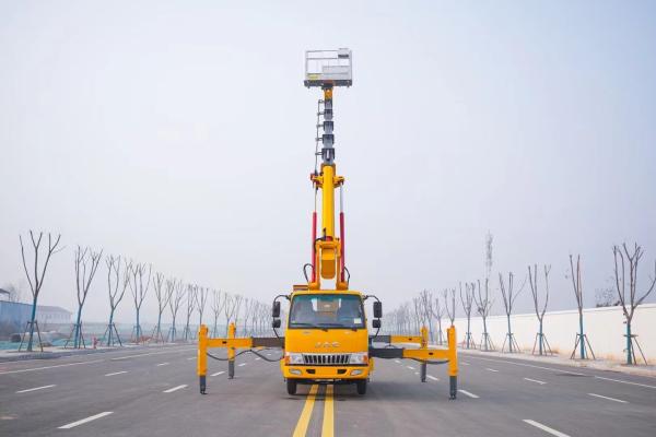 Supplier of 12m 15m 18m 25m High-altitude Work Platform, diesel Engine High-altitude Work Aluminum Work Platform