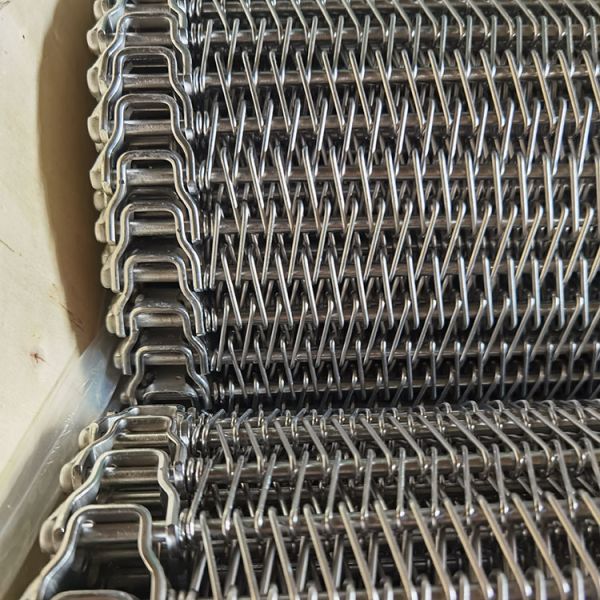 304 Stainless Steel Spiral Metal Wire Mesh Conveyor Belt for Quick-freeze Cooling Tower