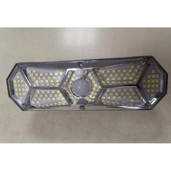 240 Degree Beam Angle LED Solar Powered Garden Lamp for Waterproof Outdoor Lighting