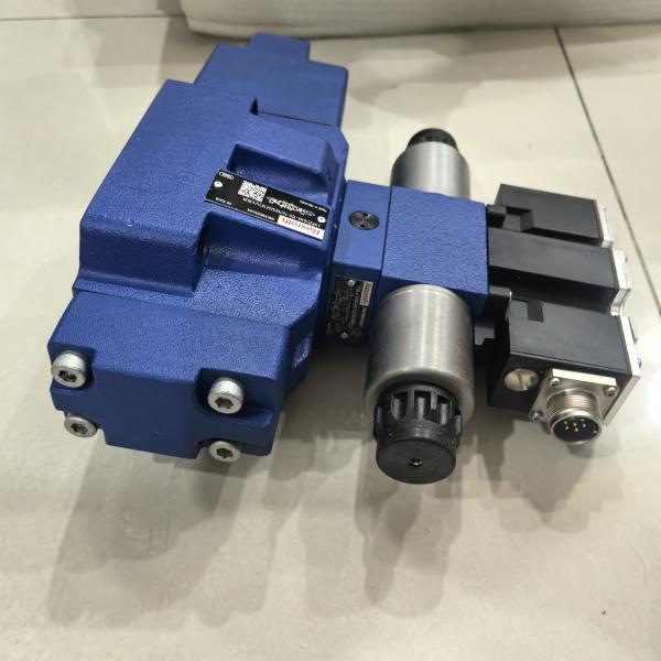 Válvula solenoide original e nova Rexroth R900958788 em existência