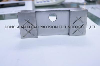 Comp(s) comum 40 Hrc das peças automotivos da modelação por injeção NAK80 0,02 ângulos de EDM