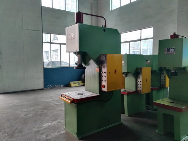 Покройте протягивать силу пробивая прессы 11КВ Китченваре гидравлической прессы 160Т