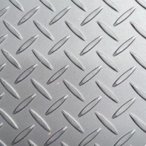 316L 3mm Thick Non Slip Stainless Steel Chequered Steel Plate Diamond Shaped Pattern Sheet