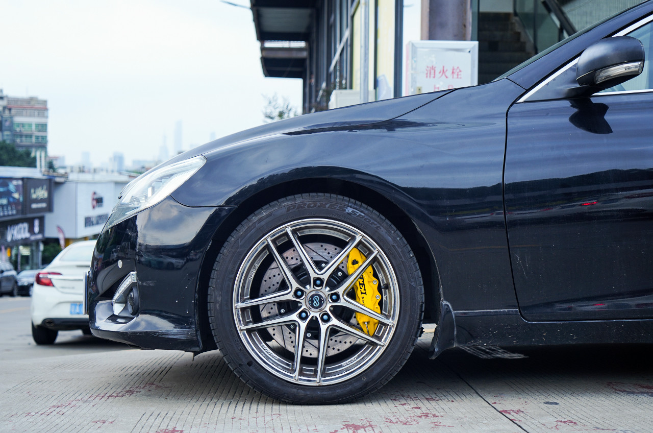BBK для Toyota Mark X установленный большой тормозный комплект Передний P60S поддельные 6 поршневых калибров