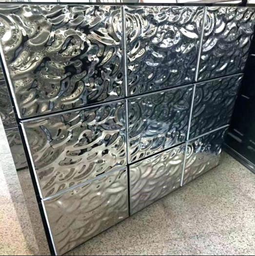 Embossed Stainless Steel Panels Gold Mirror Finish For Column Cover Cladding 304 316