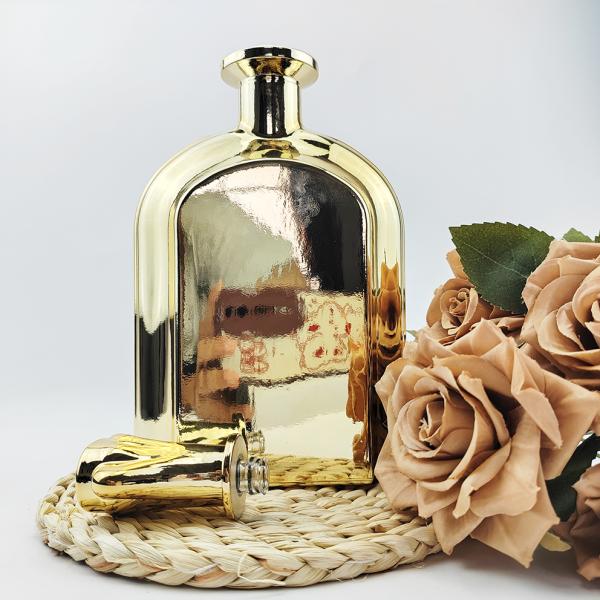 Стеклянный основной материал Ароматерапевтическая бутылка 300 мл Золотая электропластированная бутылка с парфюмерным маслом