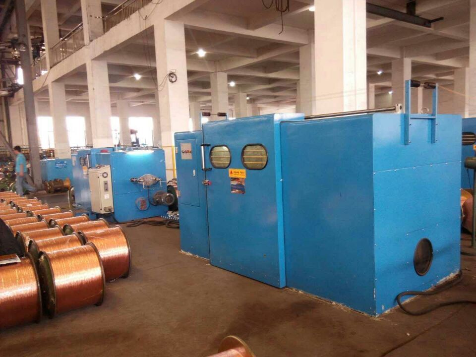 Sky Blue Or Apple Green Wire Bunching Machine Twister Diameter 630mm Equipment