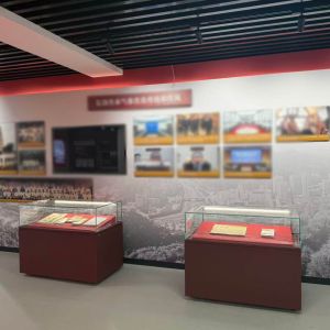 Customized Countertop Glass Showcase Counter Display Cabinet with LED Light