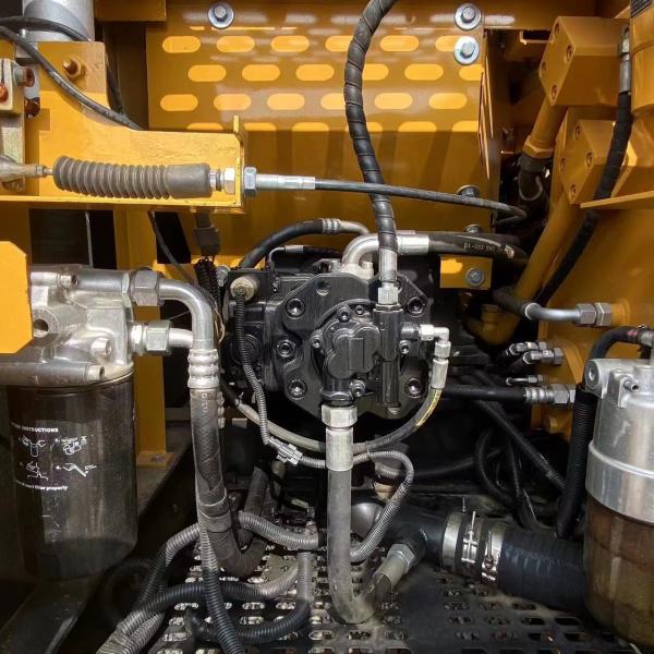 Excavadora Sany SY155C, motor 4JJ1-XDJAG-01-C3, potência nominal de 73 kW