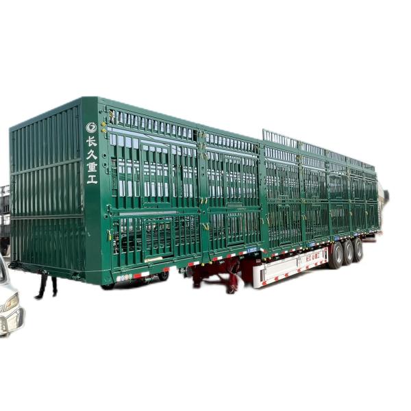 Semi-Trailer Special for Animal Transport Stake Fence Livestock Trailer Axles Cargo Truck