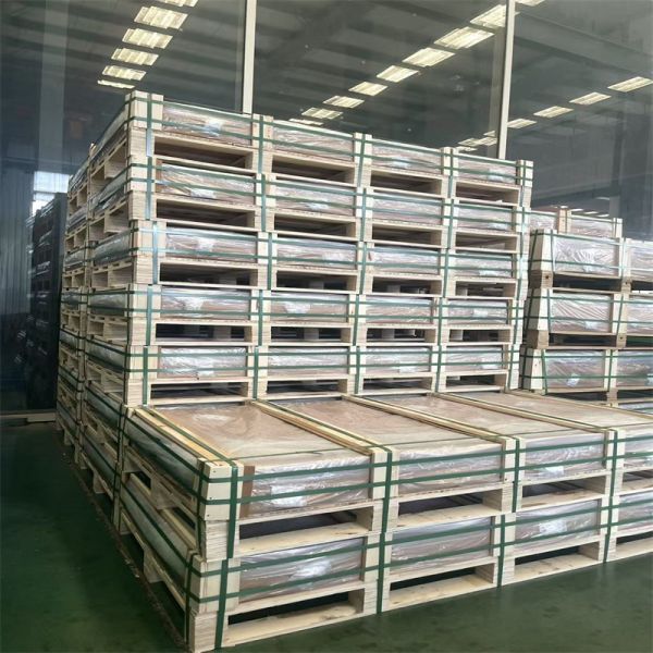 Anti Refective Solar Tempered Glass Transparent Solar Photovoltaic Glass UV Resistant