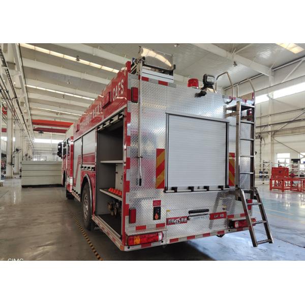 Multipurpose Six Seats Emergency Rescue Fire Vehicles with 5000kg Lifting Crane