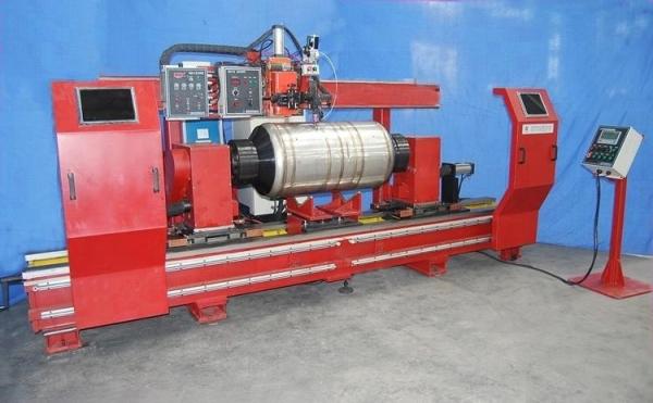 220V 380V chauffe-eau solaire automatique réservoir de soudage ligne de production Le tour est contrôlé