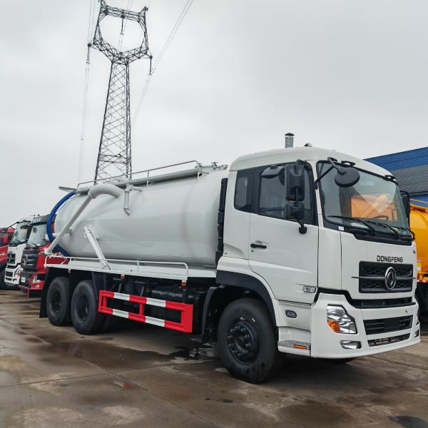 Cisterna de aspiración de aguas residuales de Dongfeng Limpiador de vacío Cisterna de aspiración Camión de limpieza