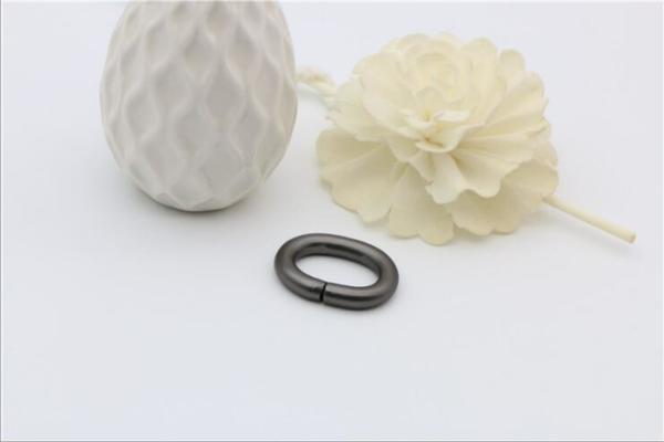 Supply different size 20 mm gunmetal color metal iron oval ring buckle
