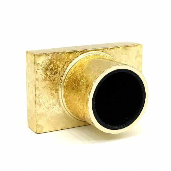 O retângulo dá forma ao metal instantâneo Zamak da fragmentação perfuma o tampão de garrafa