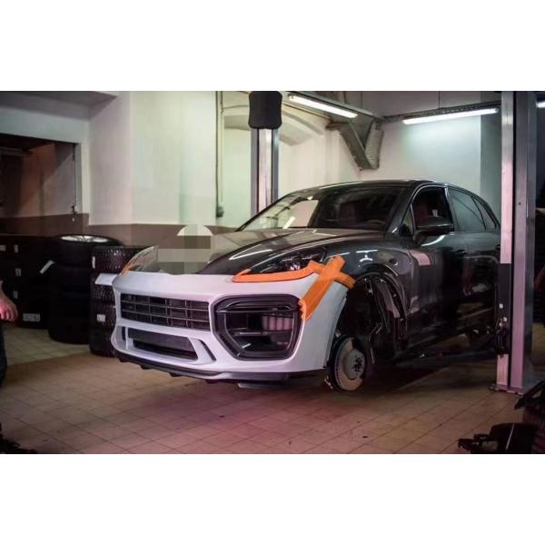 Kit de carrocería de fibra de carbono de Cayenne para Porsche Cayenne MTR Kit de carrocería de fibra de carbono seca Parachoques delanteros y traseros