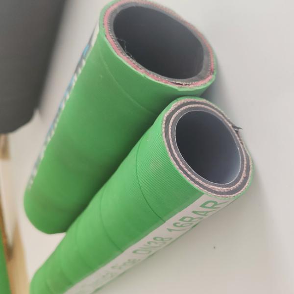 Corrosion Resistance UHMWPE Chemical Hose For Transfer Solvents / Corrosive Liquids