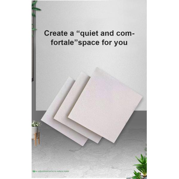 Класс А Огнеупорные акустические стеклянные потолочные плитки из шерсти квадратные края стекловолокно панели