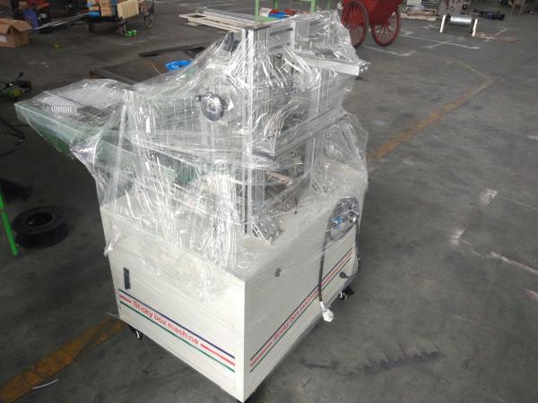 Plane Conveying Carton Box Packing Machine , 3.2KW Dispensing Point Box Shrink Wrapping Machine
