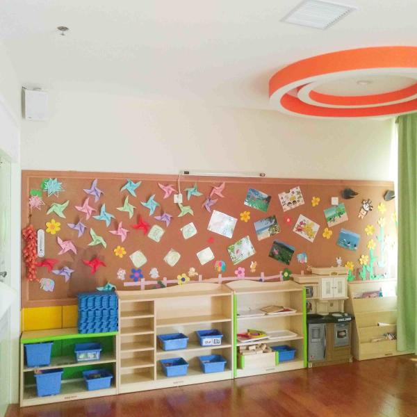 Стена панелей естественной пробочки детского сада OEM декоративная кроет Eco черепицей непахучее Toxicless